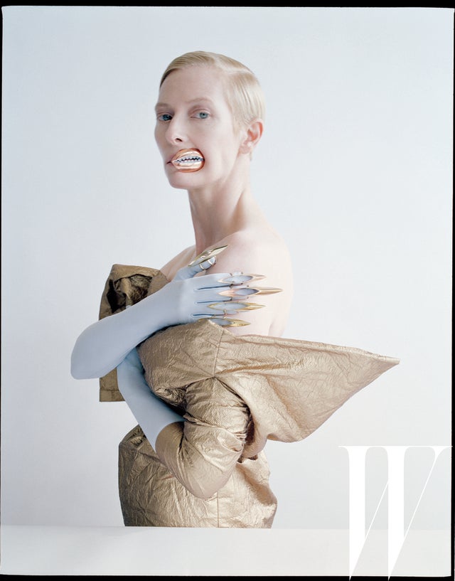 Tilda's Bizarre & Beautiful W Shoot | Entertainment Tonight