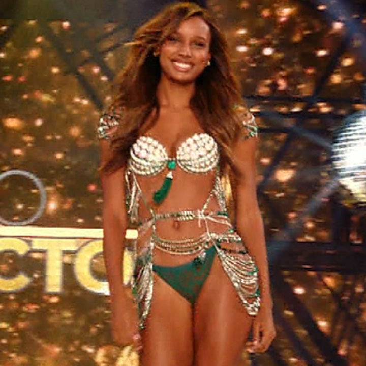 Victoria's Secret Fashion Show: Kung Fu Workout With Angels Jasmine Tookes and Josephine Skriver