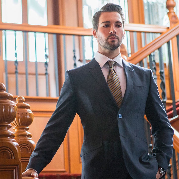 Kelsey Grammer, Harry Hamlin Lead 'Flowers in the Attic' Prequel