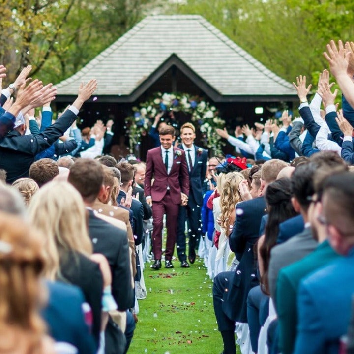 Olympian Tom Daley Marries Screenwriter Dustin Lance Black in 'Truly Unforgettable' English Castle Ceremony
