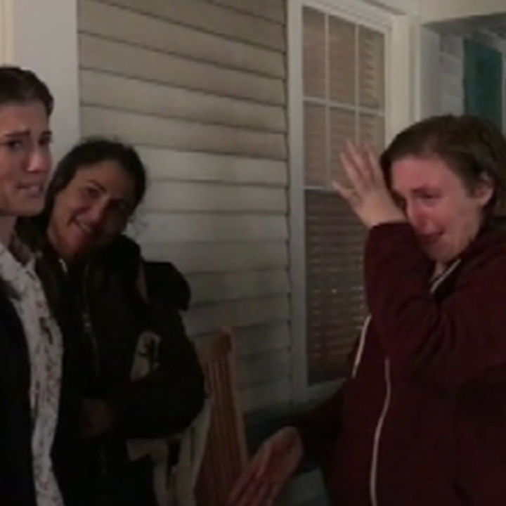 Go Behind the Scenes of Lena Dunham and 'Girls' Cast's Emotional Last Days on Set