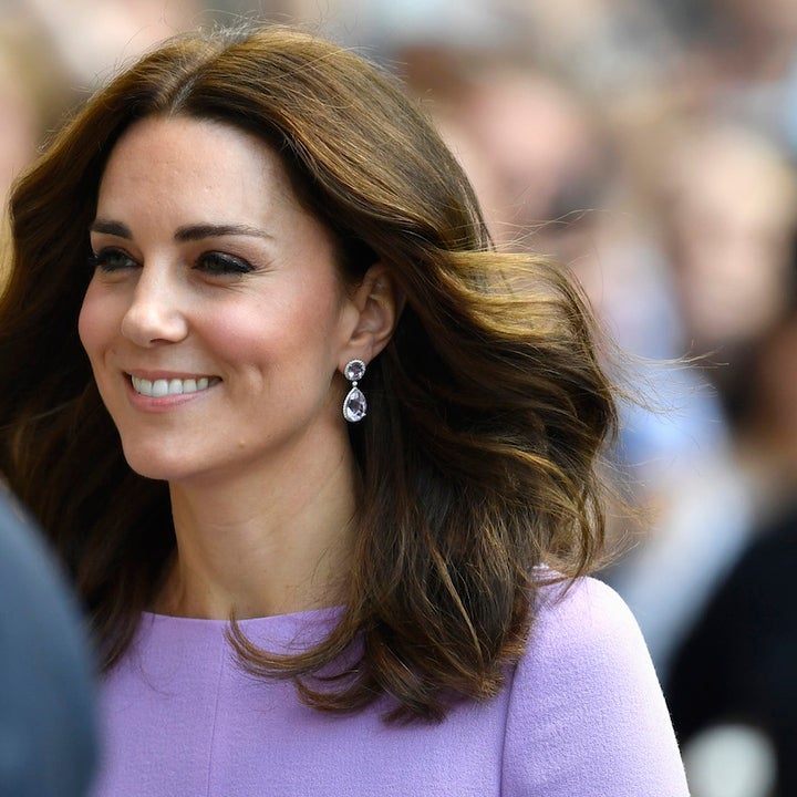 kate middleton dress purple Kate Middleton's purple outfits clothing, jewellery shoes & accessories
