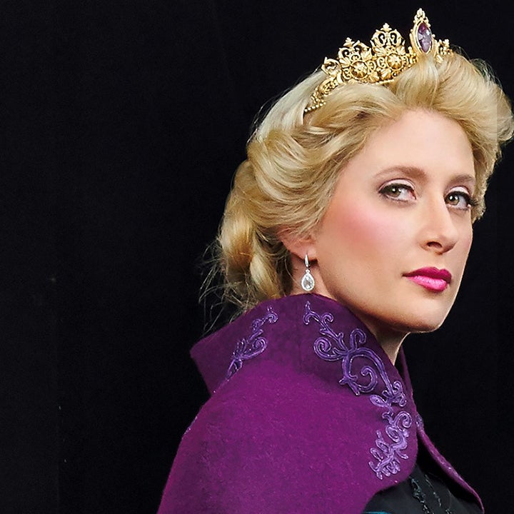 Go Behind the Scenes of 'Frozen' Broadway Cast's First Major Photo