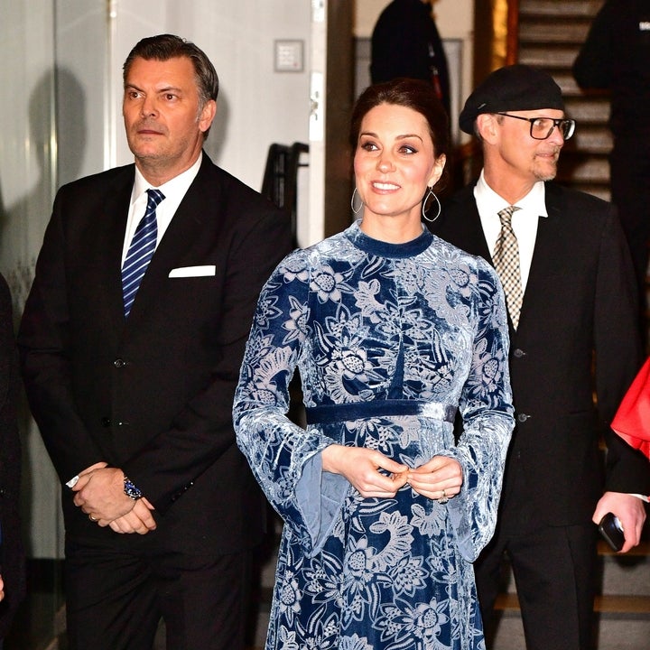 kate middleton blue velvet dress Pregnant Looks Spectacular in for Swedish Event Women's size:M