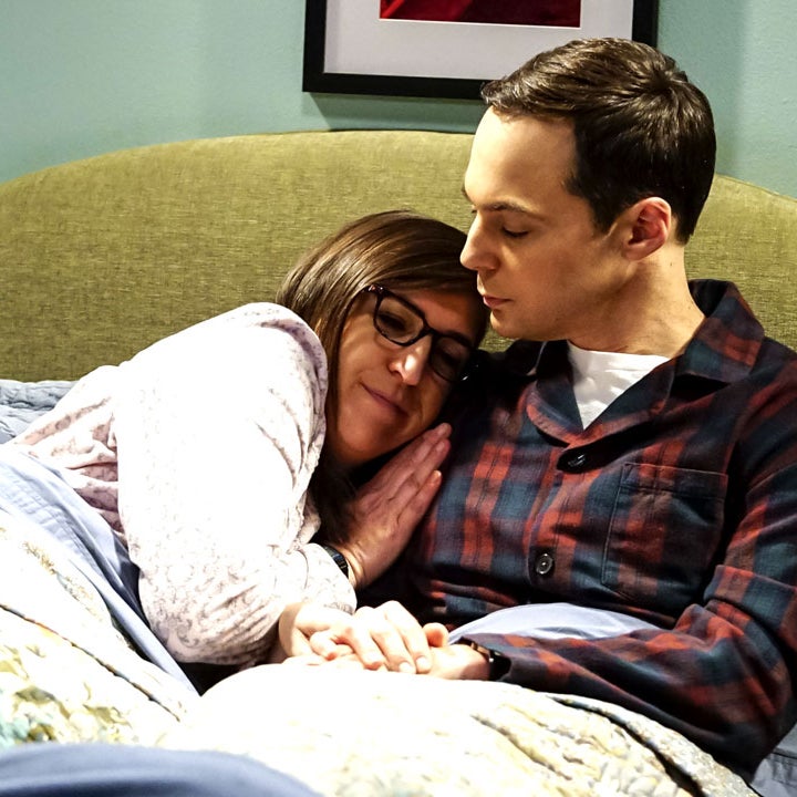 ‘Big Bang Theory’ Stars Mayim Bialik and Jim Parsons Share Selfie in Bed While Filming Final Season