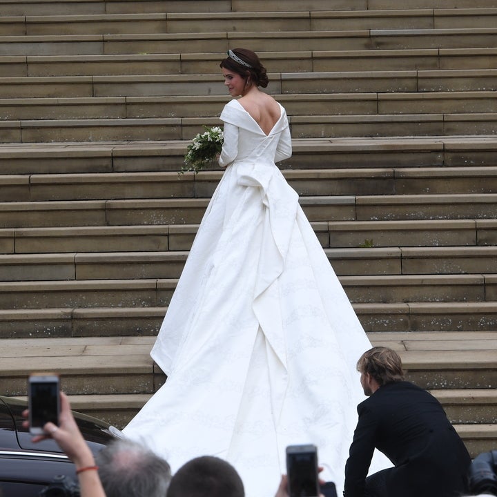 princess eugenie's wedding dress Princess Diana's Bridal Gown Designer on Eugenie's Wedding Look