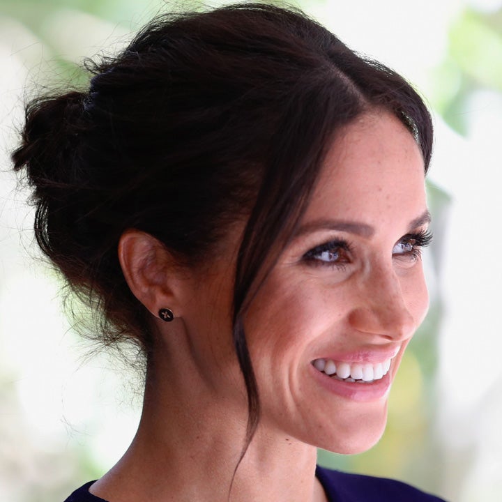 Meghan Markle Speaks at Event Honoring Prince Harry’s Late Friend, Flashes Growing Baby Bump