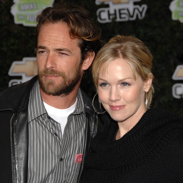 Jennie Garth Claps Back at Fans Criticizing Her for Not Sharing Tribute to Luke Perry