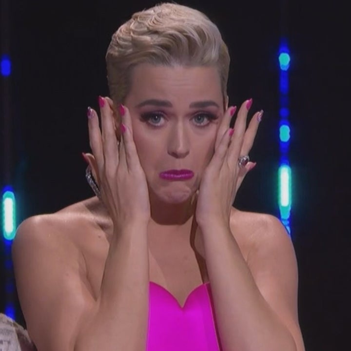 'American Idol': Katy Perry Tears Up After Singer's Mom Joins Him on Stage