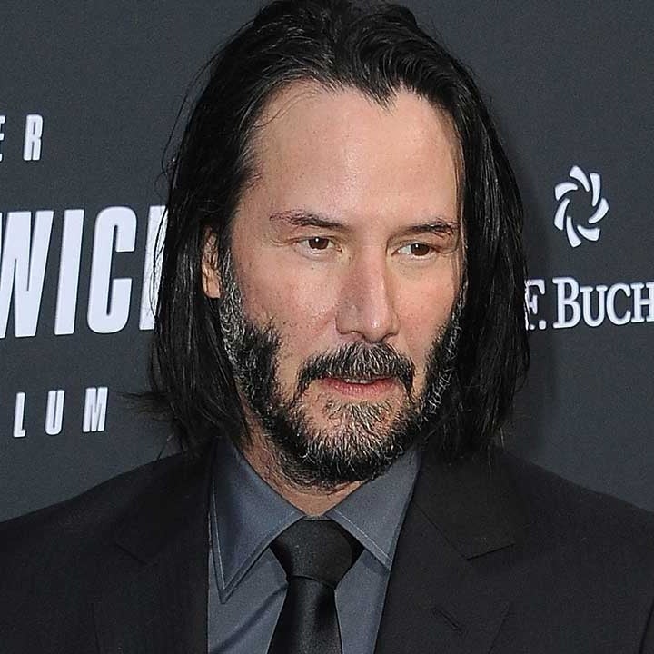 Keanu Reeves Is Praised for How He Poses With Women Fans