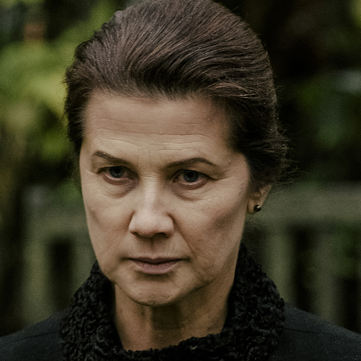 First Look: Daphne Zuniga Stars in Lifetime's V.C. Andrews Film 'Gates of Paradise' (Exclusive)