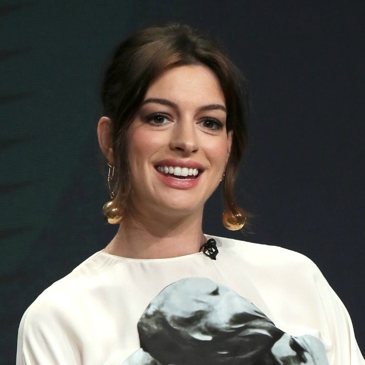 Anne Hathaway Gives the Pillow Challenge a 'Princess Diaries' Twist While in Quarantine