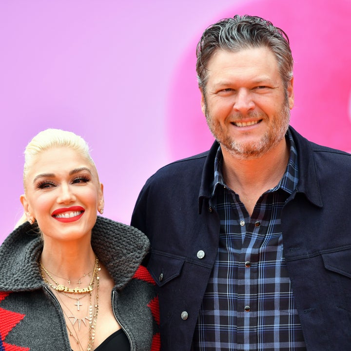 Gwen Stefani and Blake Shelton Have a Pillow Fight With 'The Voice' Coaches