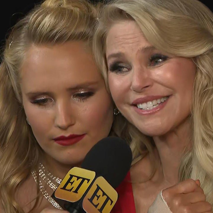 'DWTS': Christie Brinkley and Daughter Sailor Get Emotional Over Her Wrist Injury (Exclusive)