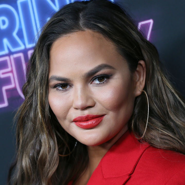 Chrissy Teigen's Father, Ron, Files for Divorce From Her Mom, Vilailuck