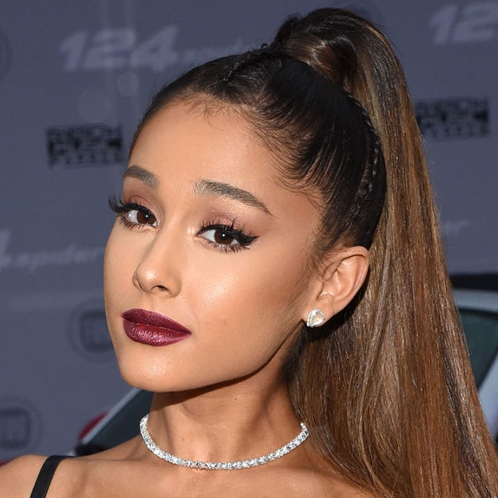 Ariana Grande Shares Pics From First Thanksgiving With Both Parents in 18 Years