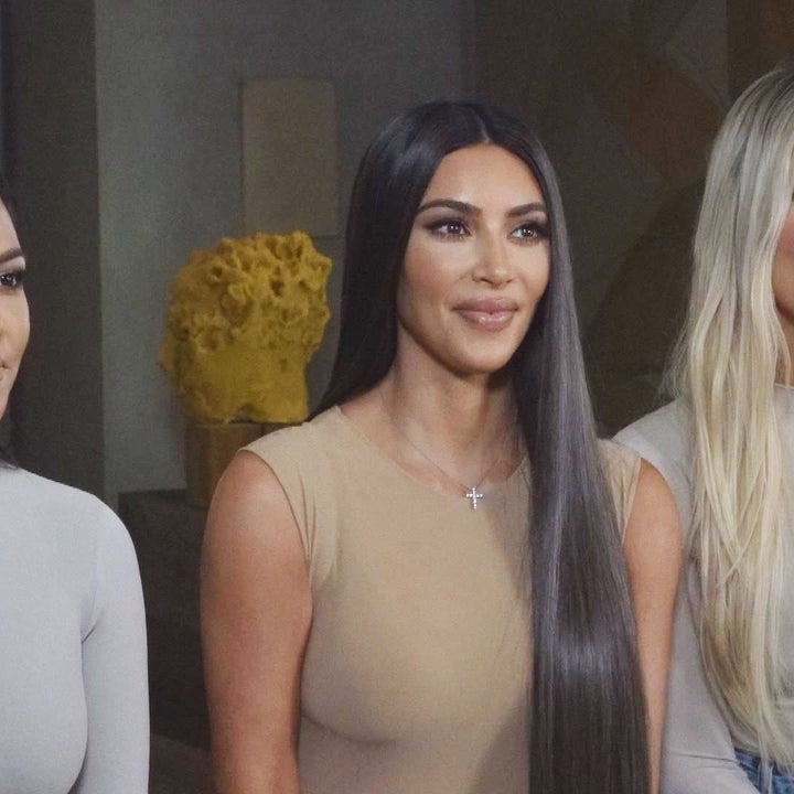 Kourtney and Khloe Kardashian on What It's Like Being Single at the Same Time
