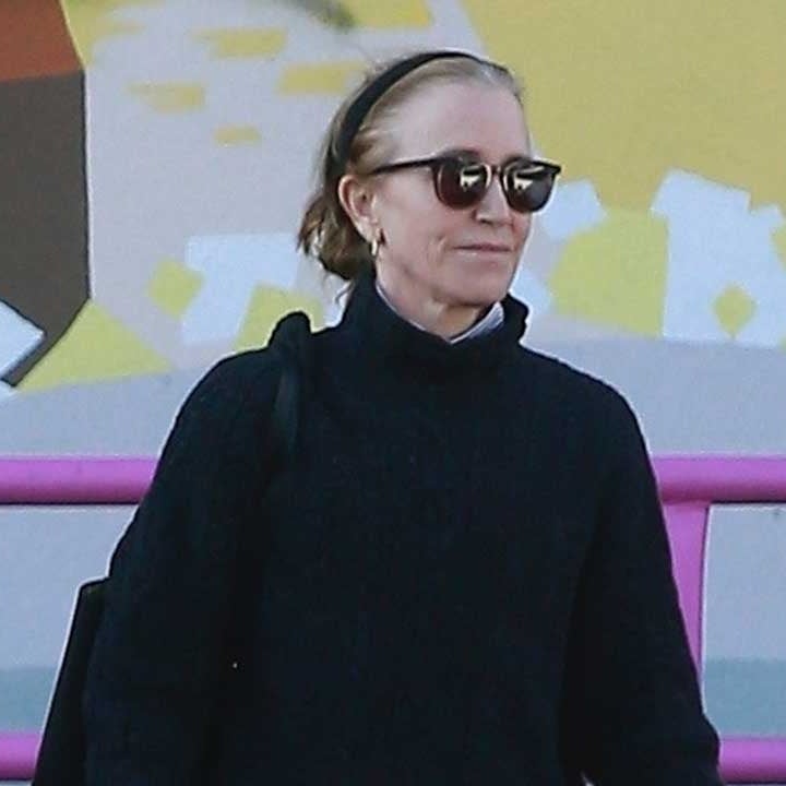 Felicity Huffman Smiles as She Begins Community Service Following Prison Release