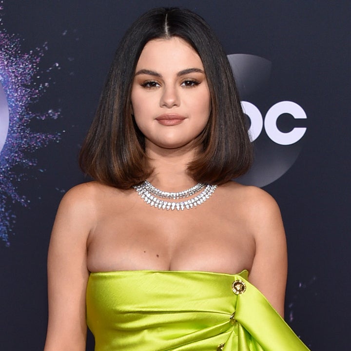 Selena Gomez Slays in Lime Green Mini Dress at 2019 American Music Awards