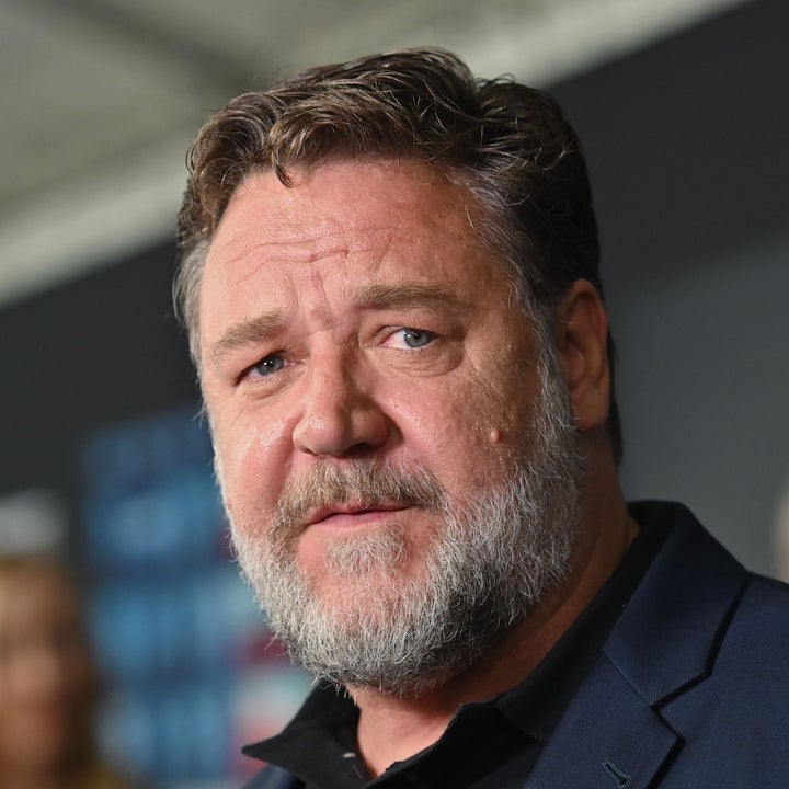Russell Crowe Mourns Death of 'Beautiful Dad' in Heartfelt Post