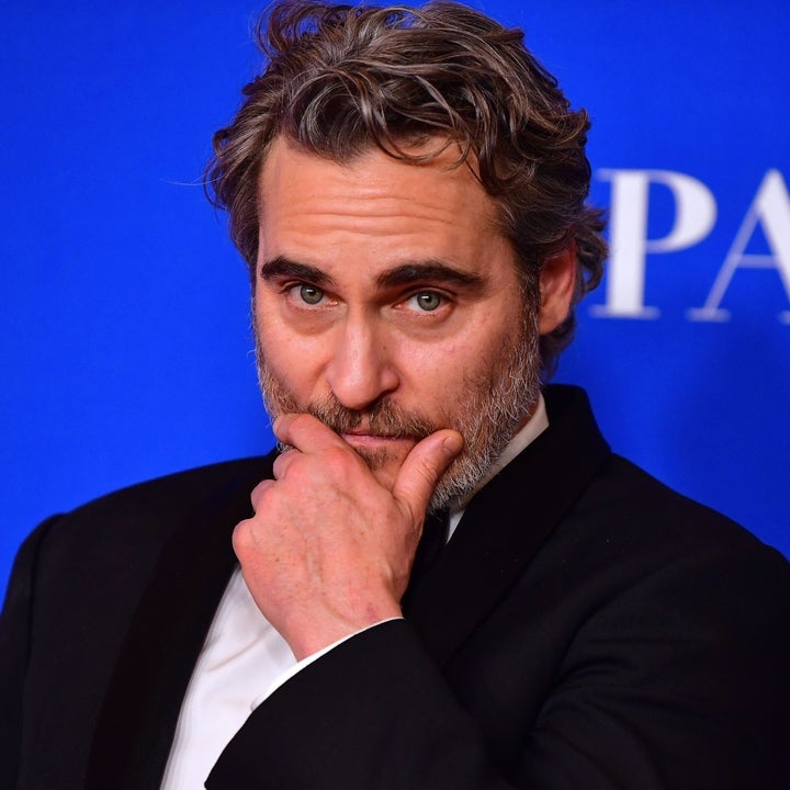 Joaquin Phoenix Snaps at Reporters After Being 'Tricked' Into Golden Globes Press Room