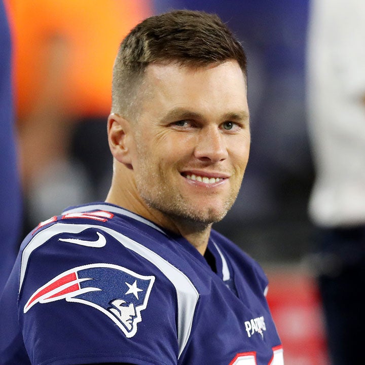Tom Brady Signs With the Tampa Bay Buccaneers