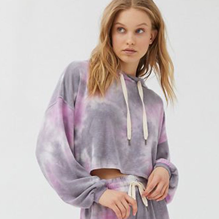 Best Sweatsuit to Keep You Cozy and Chic Inside 