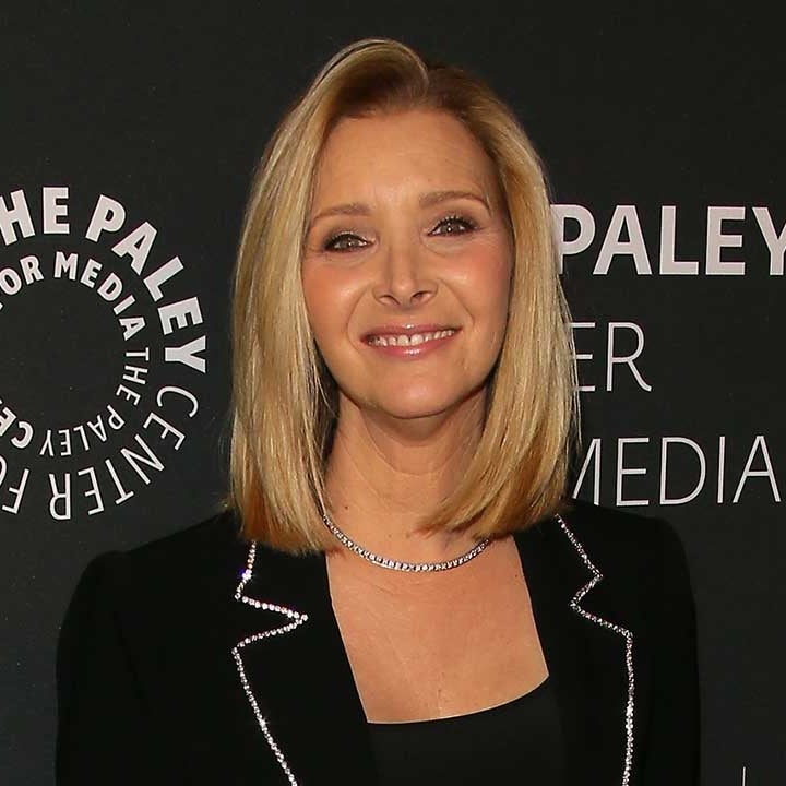 Lisa Kudrow Forgot the Chords to 'Smelly Cat' During 'Friends' Reunion