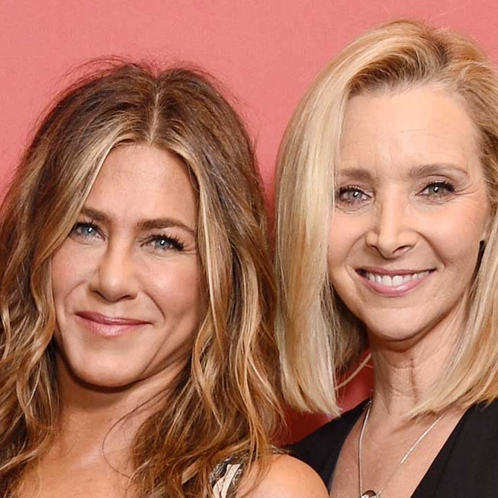 Jennifer Aniston & Lisa Kudrow Reminisce Over 1st 'Friends' Table Read