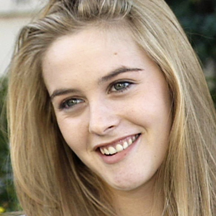 Alicia Silverstone Remakes 'Clueless' Bed Scene With Christian Siriano
