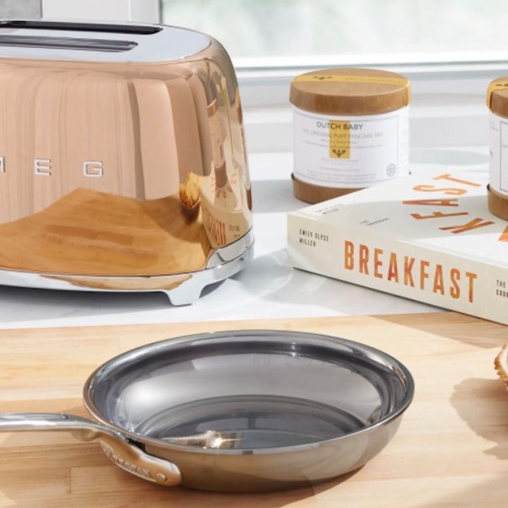 This Chic SMEG Toaster Is 25% Off at the Nordstrom Anniversary Sale