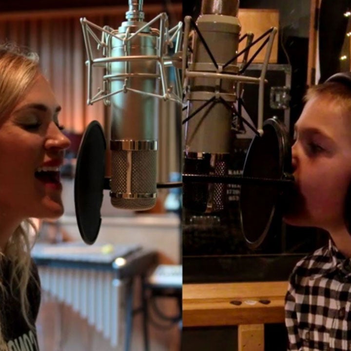 Carrie Underwood Sings With 5-Year-Old Son Isaiah in Christmas Special