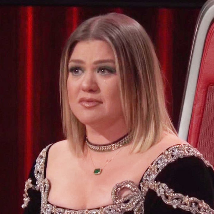 Kelly Clarkson Tears Up on 'The Voice' and Her Talk Show as Divorce Makes More Headlines