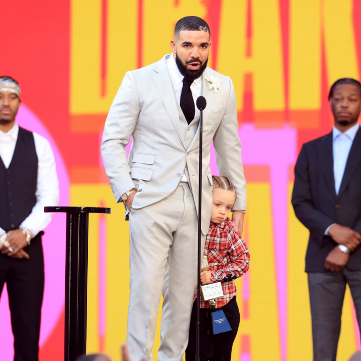 Drake Brings Son Adonis to Accept BBMAs' Artist of the Decade