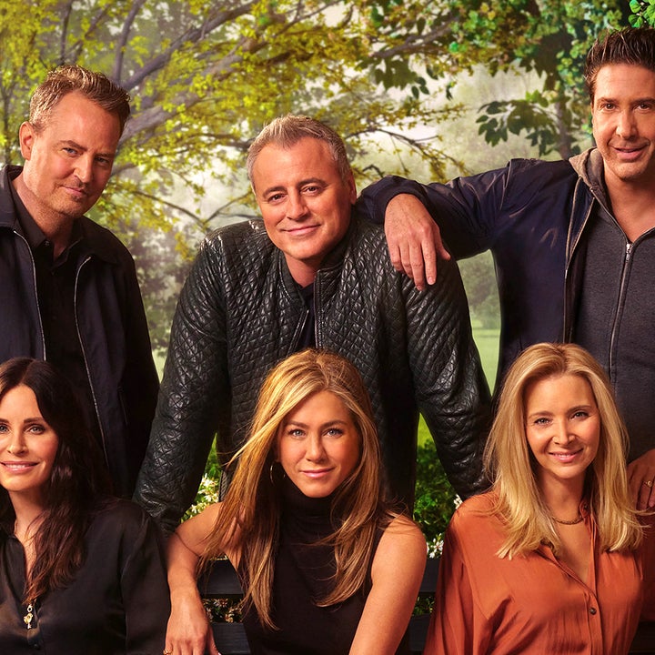 Jennifer Aniston Shares Cast Selfies From 'Friends: The Reunion' Set