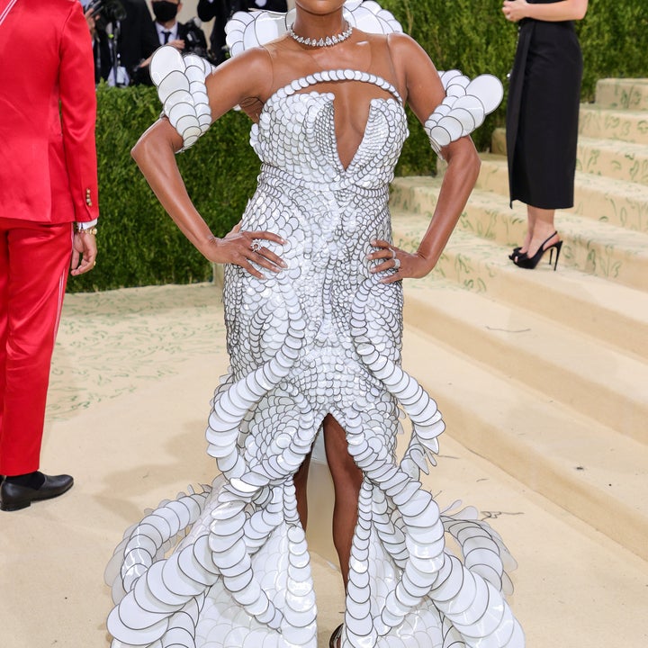 Gabrielle Union Reveals Her Stunning Met Gala Gown Took '1,400 Hours' to Create (Exclusive) | Entertainment Tonight Gabrielle Union Reveals Her Stunning Met Gala Gown Took '1,400 Hours' to Create (Exclusive) | Entertainment Tonight
