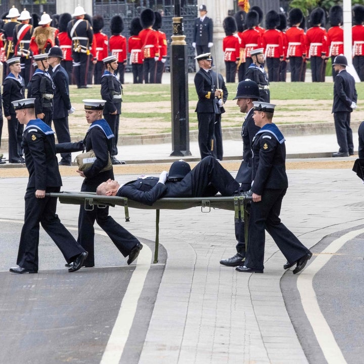 Police Officer Collapses During Queen Elizabeth II's Funeral