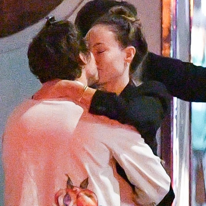 Harry Styles and Olivia Wilde Pack on the PDA Amid Split Rumors
