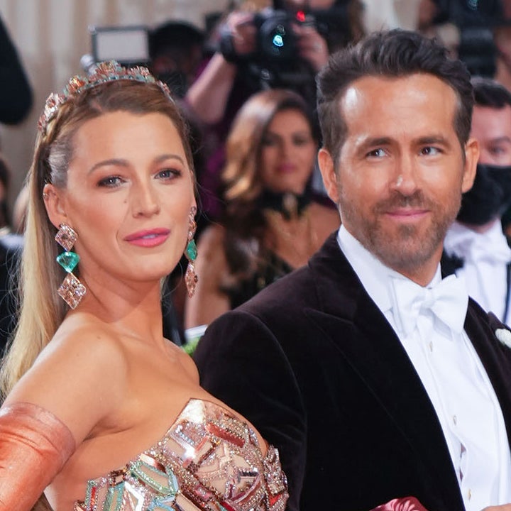 Ryan Reynolds Gushes Over Blake Lively and Daughters