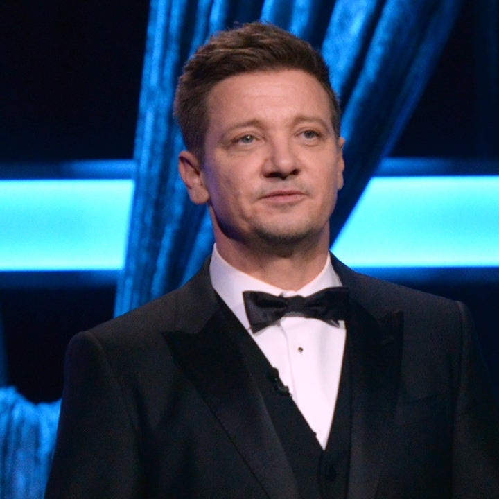Jeremy Renner Shares Look at His Physical Therapy After Accident