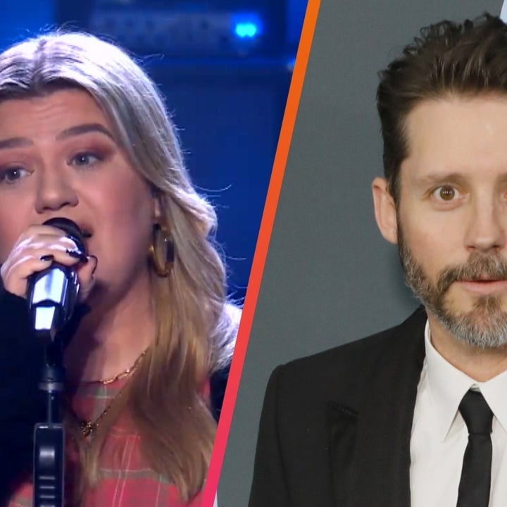 Kelly Clarkson Covers 'ABCDEFU' and Changes Lyrics to Seemingly Reference Her Divorce 