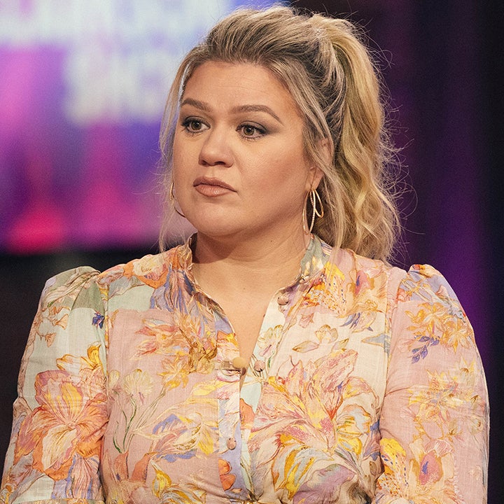 Kelly Clarkson Teases New Breakup Song 'Mine,' Seemingly Shades Ex