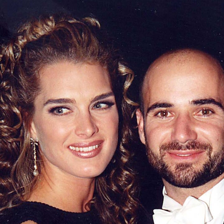 Brooke Shields Recalls 'Friends' Cameo Led to Andre Agassi's Jealousy