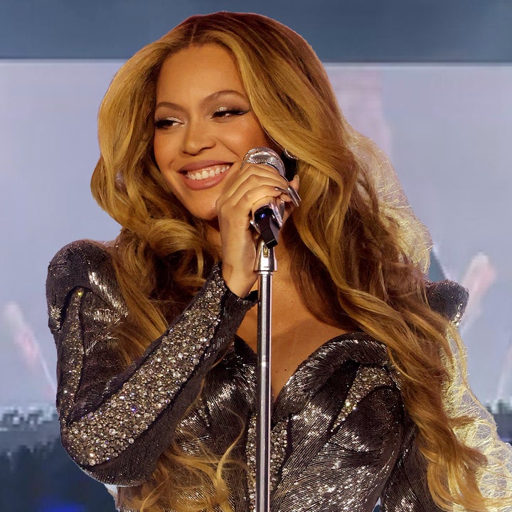 Beyoncé Fumbles Over 'Heated' Lyrics on Stage