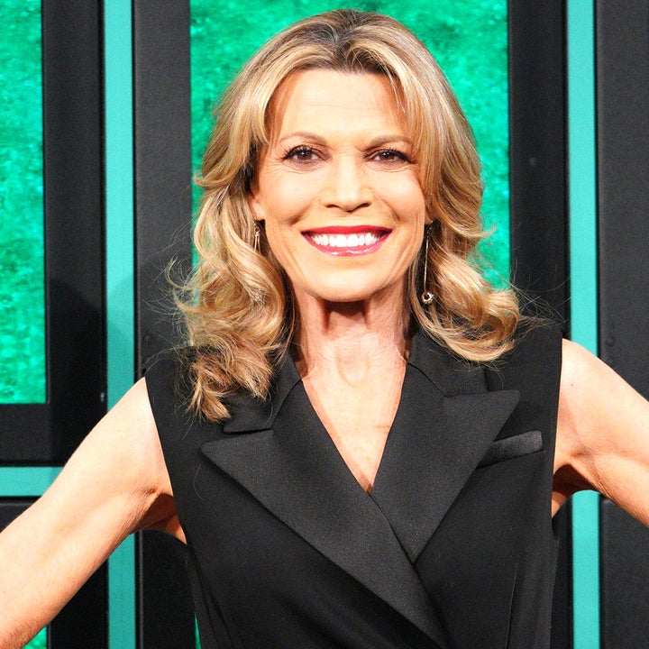 Vanna White Closes Deal to Continue on 'Wheel of Fortune'
