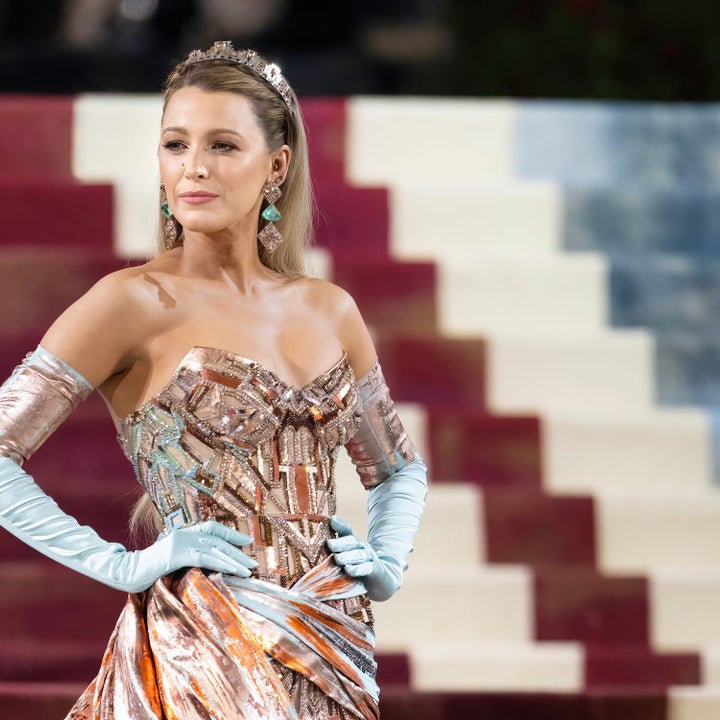Blake Lively  Hops Kensington Palace Ropes to Fix Her Met Gala Display