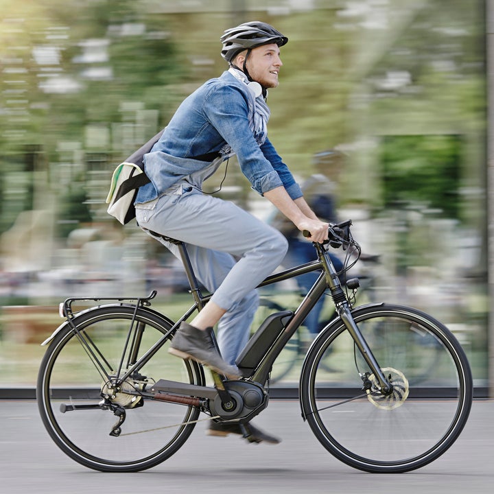 Save Up to $500 On E-Bikes With Top Deals at Best Buy Right Now