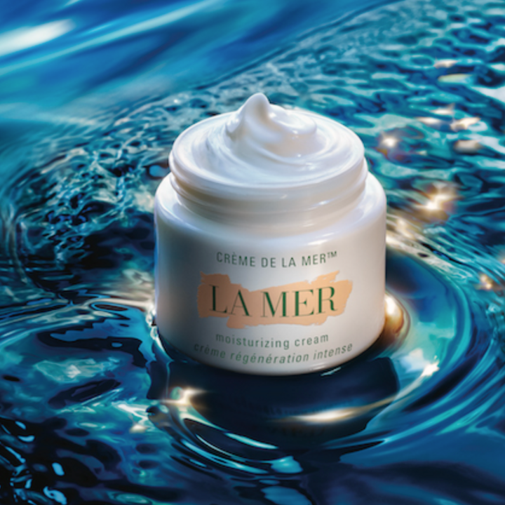 La Mer's Iconic Moisturizing Cream Is Majorly On Sale for 37% Off