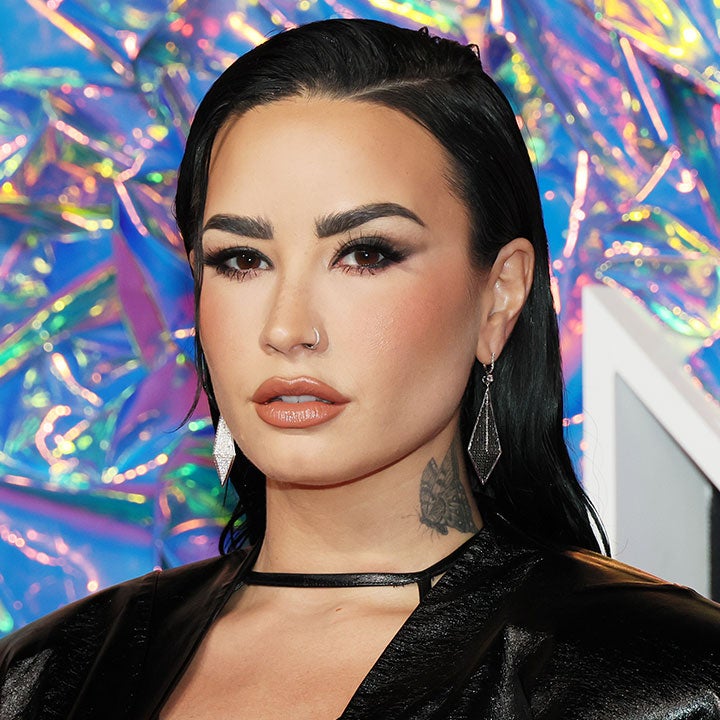 Demi Lovato Takes the Strong Shoulder Trend to the Next Level at VMAs