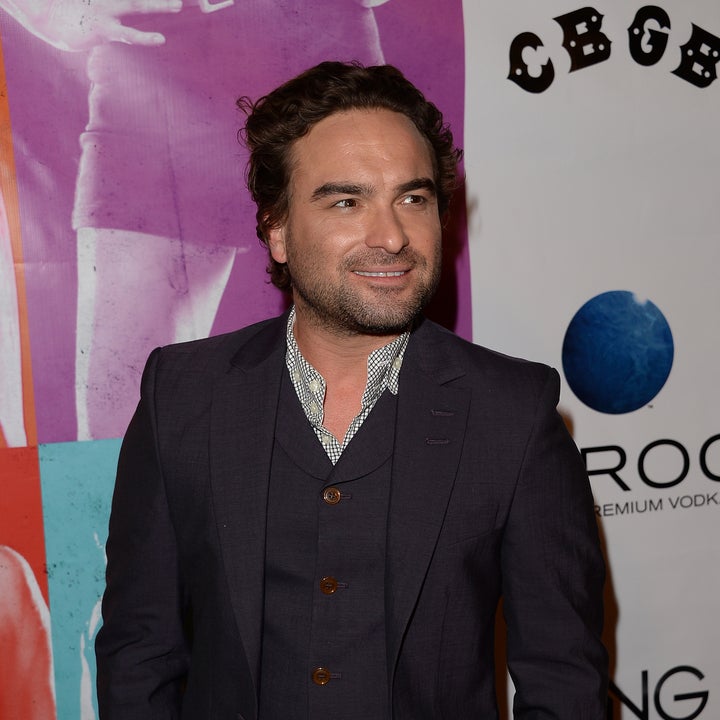 Johnny Galecki Revisits His 'Roseanne' Roots -- See the On-Set Pic!
